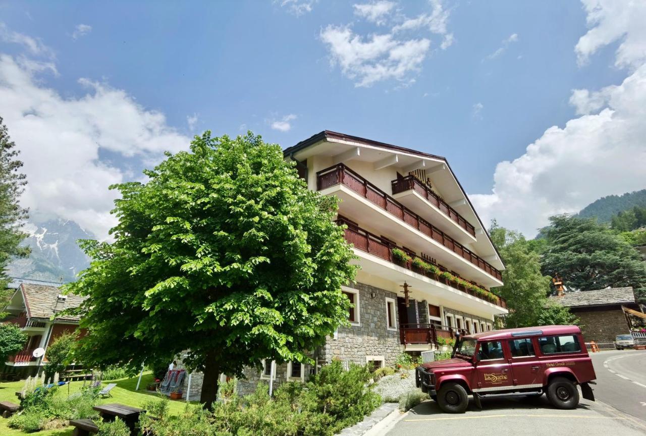 Hotel Croux Courmayeur Bagian luar foto