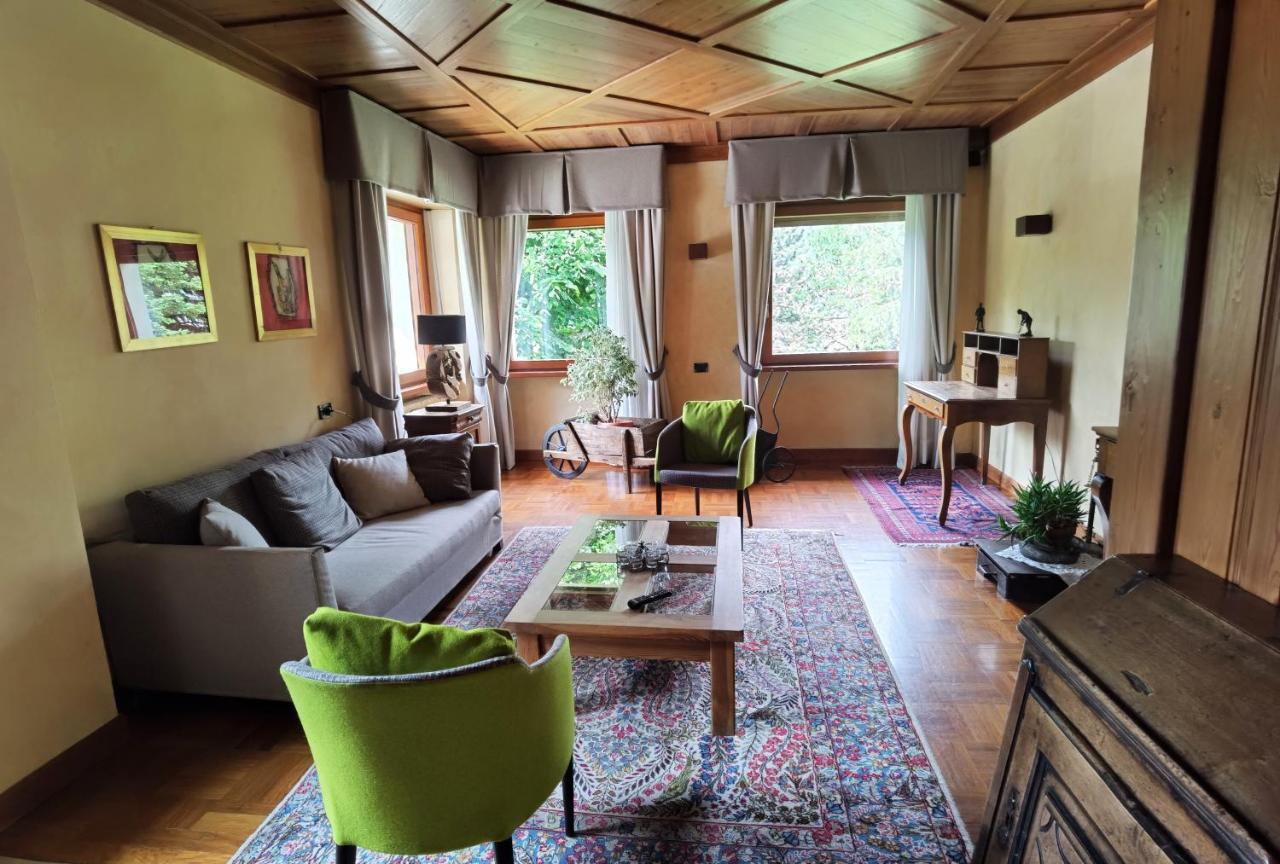 Hotel Croux Courmayeur Bagian luar foto