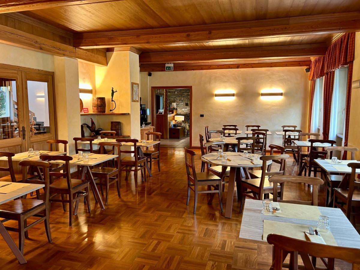 Hotel Croux Courmayeur Bagian luar foto