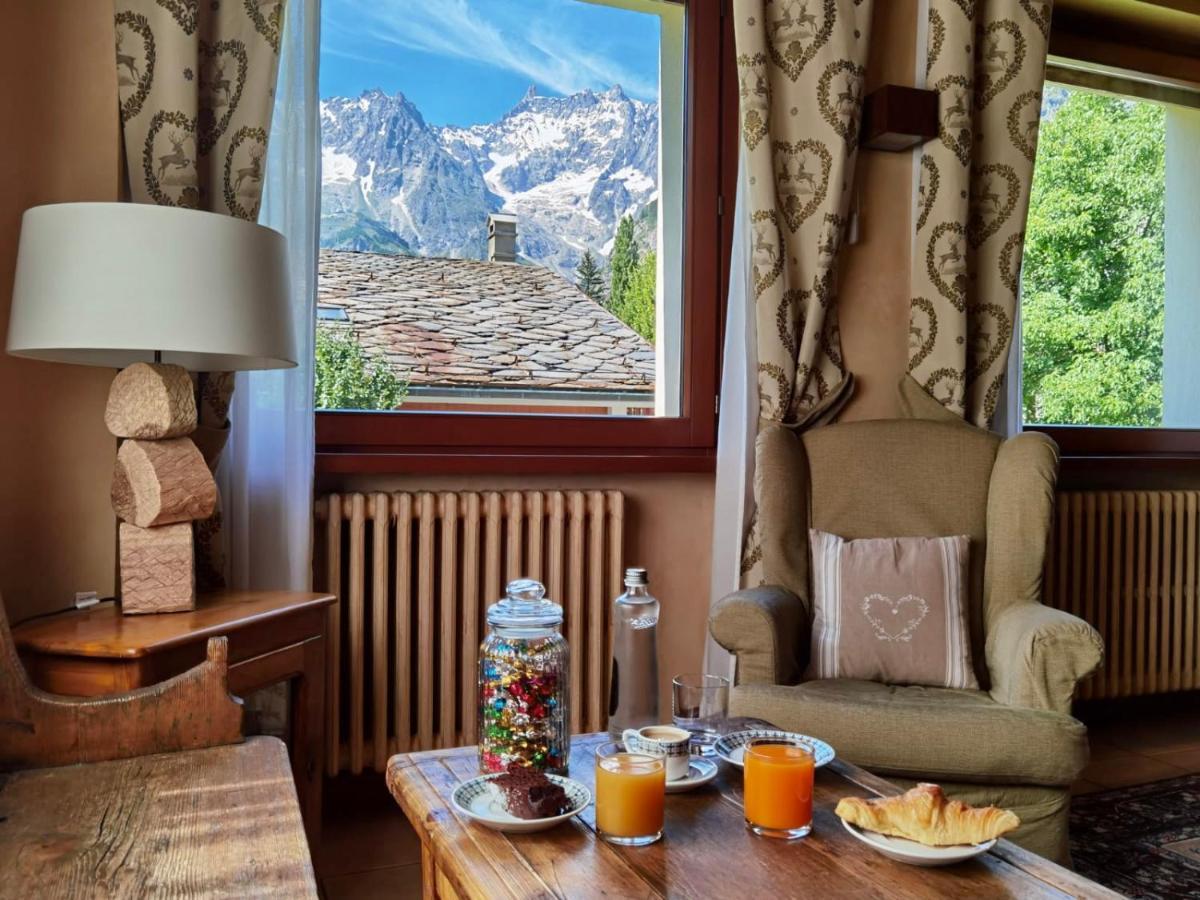 Hotel Croux Courmayeur Bagian luar foto